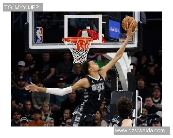 文班亚马首场比赛表现惊艳5次盖帽并隔扣字母哥引发热烈讨论 文班亚马首场比赛表现惊艳5次盖帽并隔扣字母哥引发热烈讨论